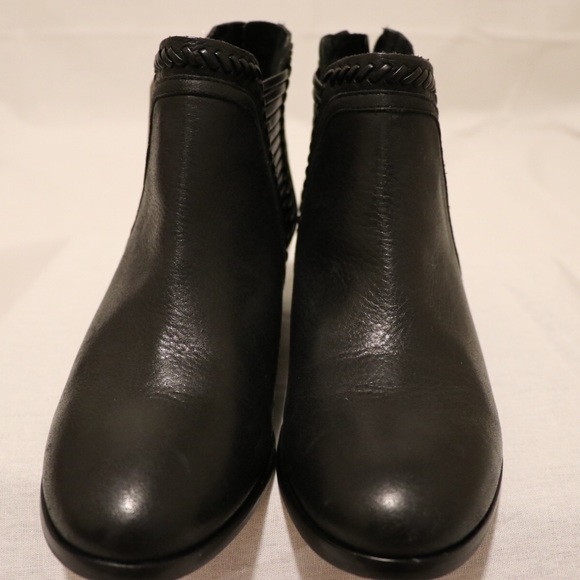 Vince Camuto Sz 6.5 - Picture 4 of 4
